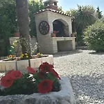 With A Swimming Pool Zbandaj, - 14154 דירה פורץ