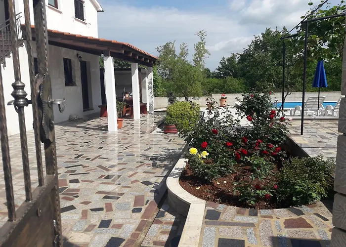 With A Swimming Pool Zbandaj, - 14154 Apartman