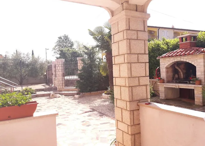 With A Swimming Pool Zbandaj, - 14154