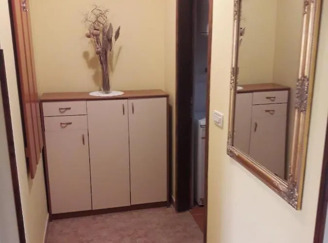 Apartment With A Swimming Pool Zbandaj, - 14154